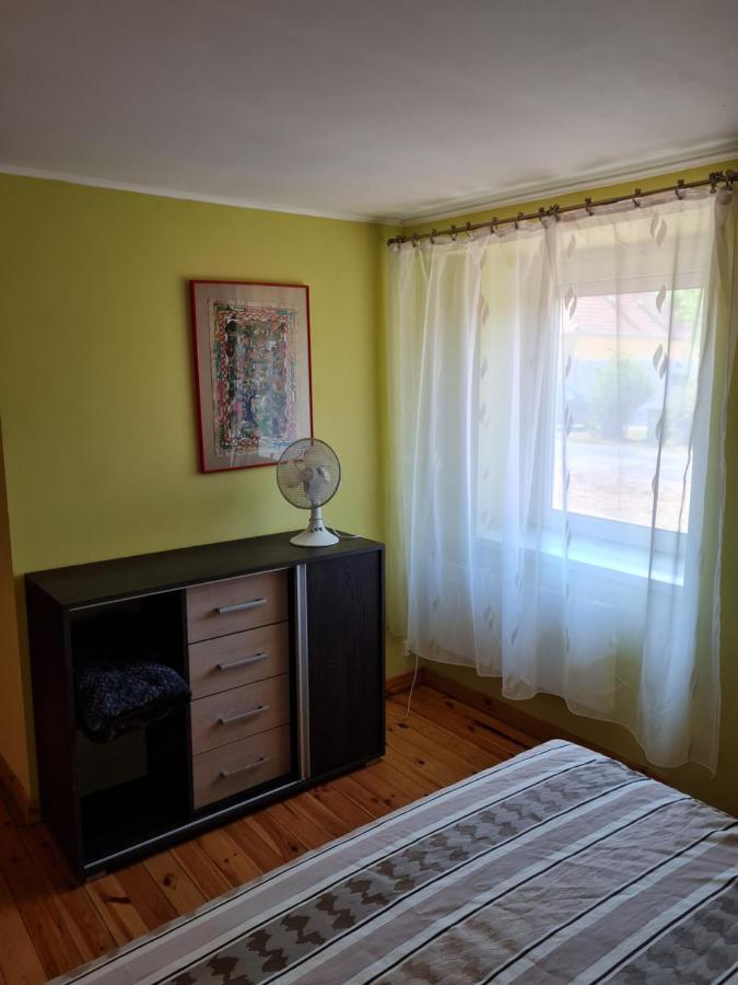 Anna Bella Apartman Дьюла Екстер'єр фото