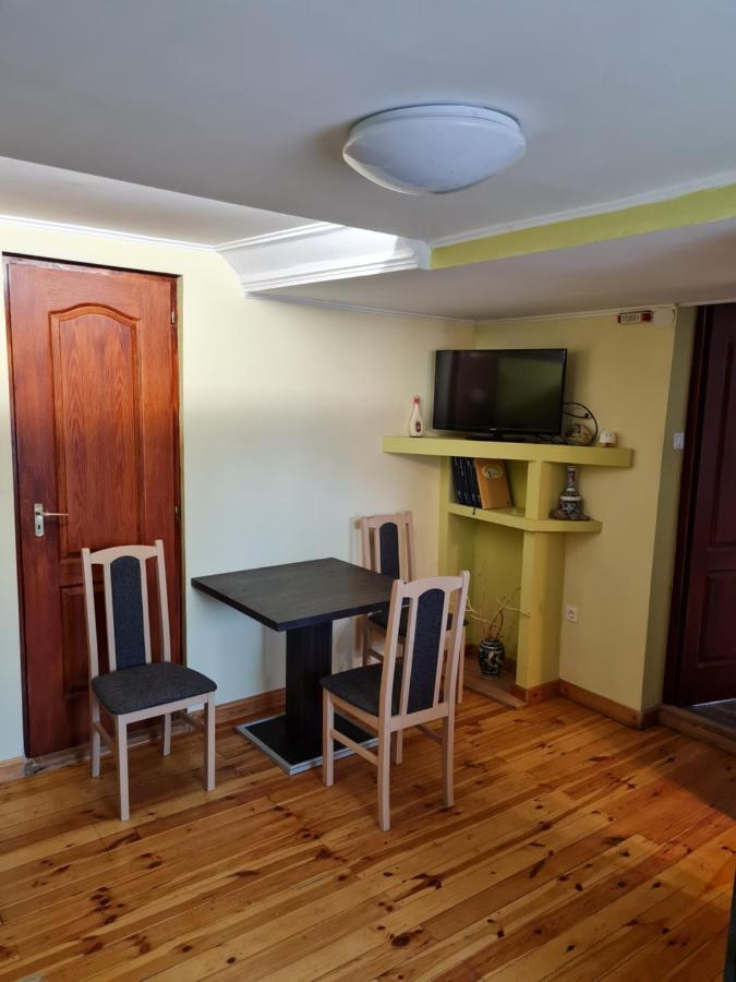 Anna Bella Apartman Дьюла Екстер'єр фото