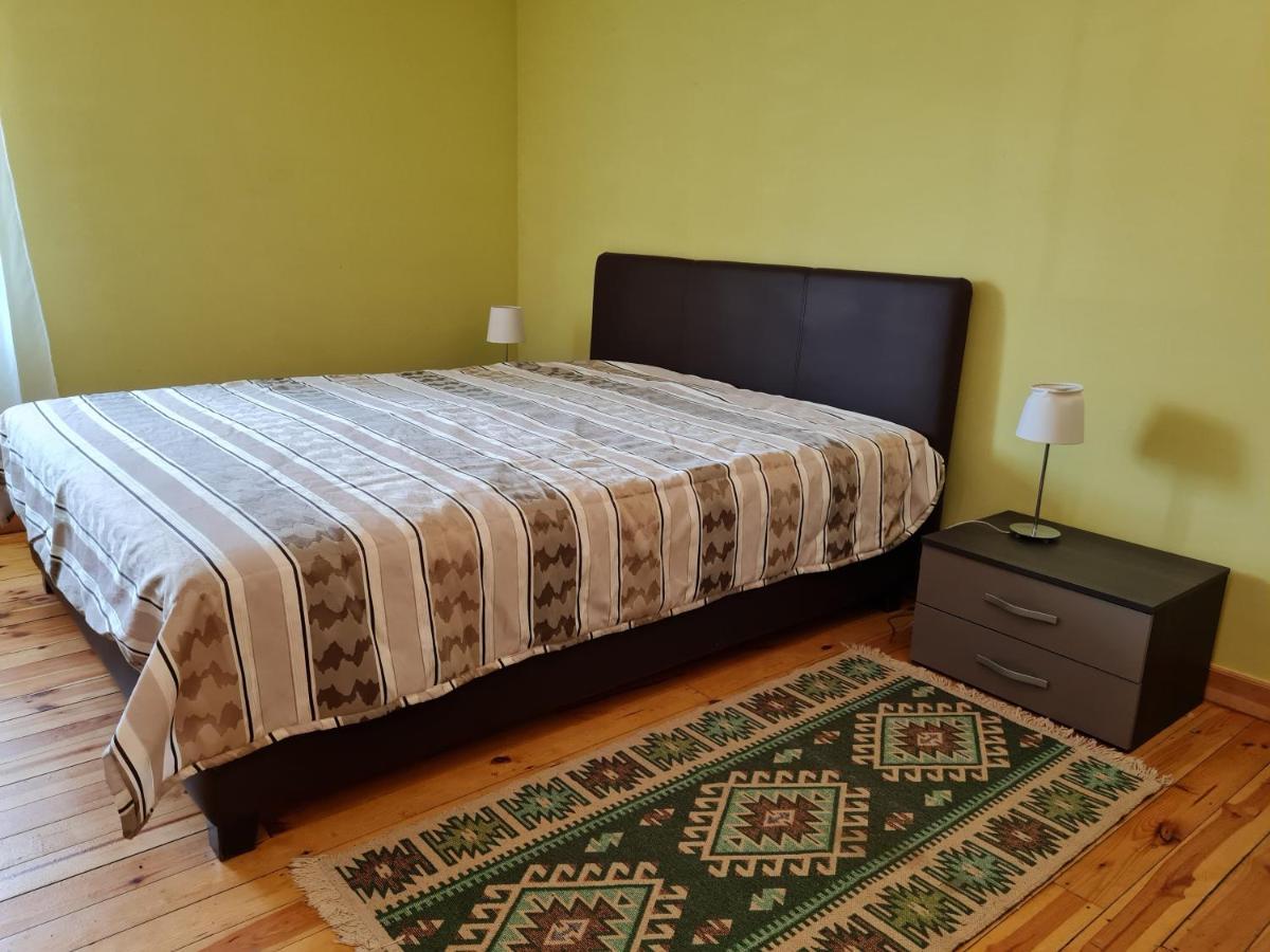 Anna Bella Apartman Дьюла Екстер'єр фото